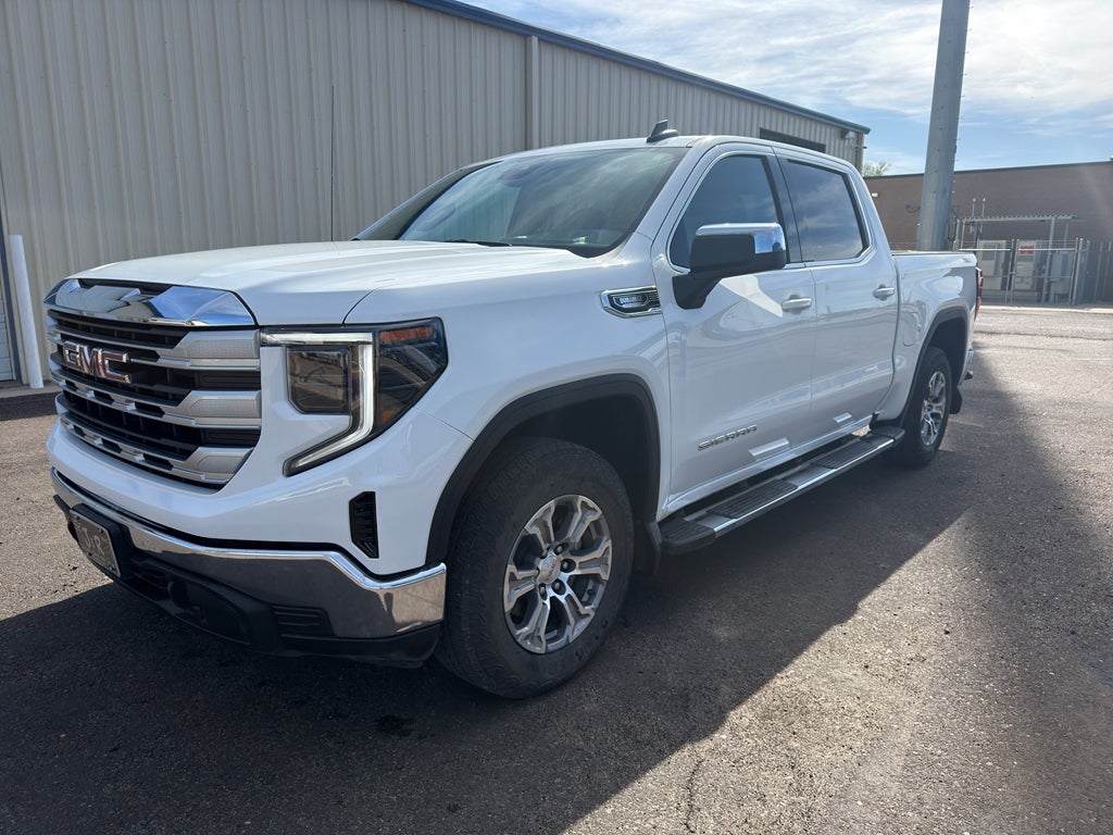 2025 GMC Sierra 1500 SLE in Summit White — front three-quarter view